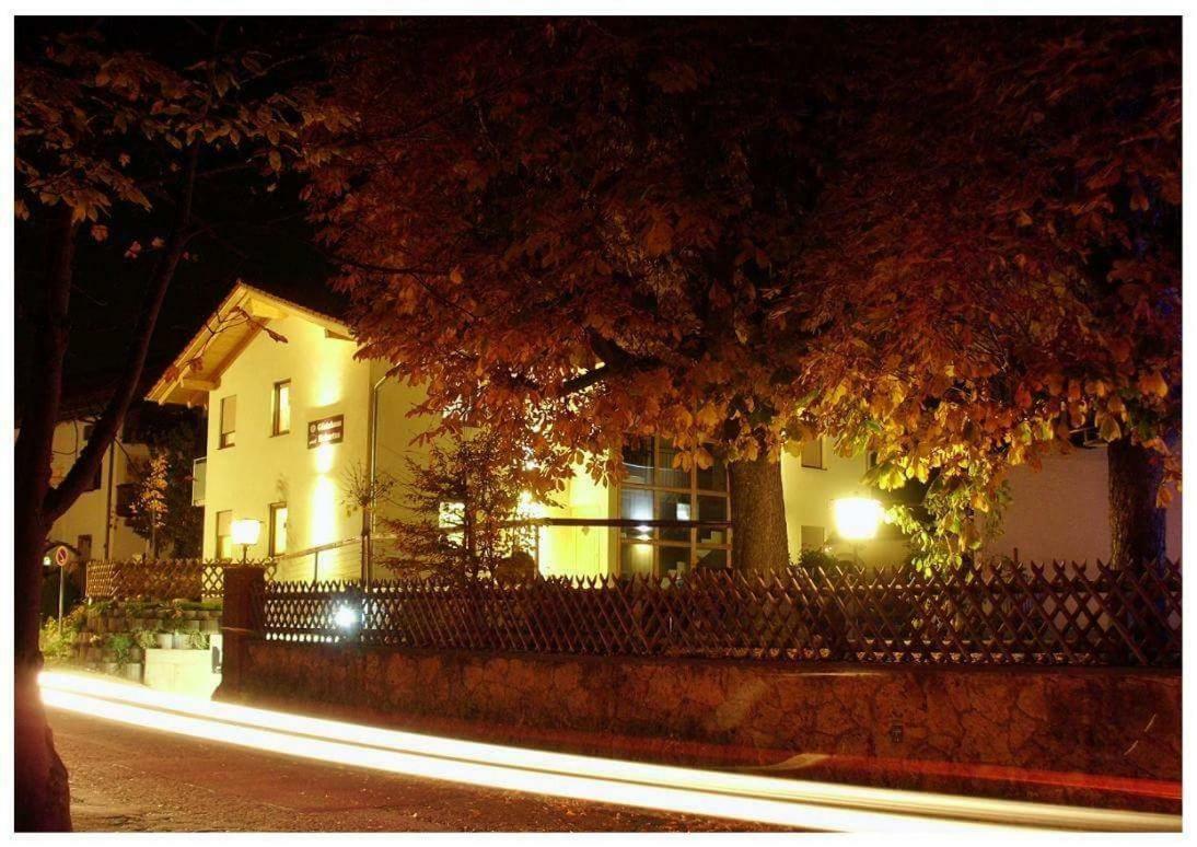 Gaestehaus Hubertus Bad Aibling Exterior photo